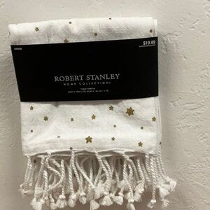 Robert Stanley Home Collection Christmas Table Throw White/ Gold NWTS